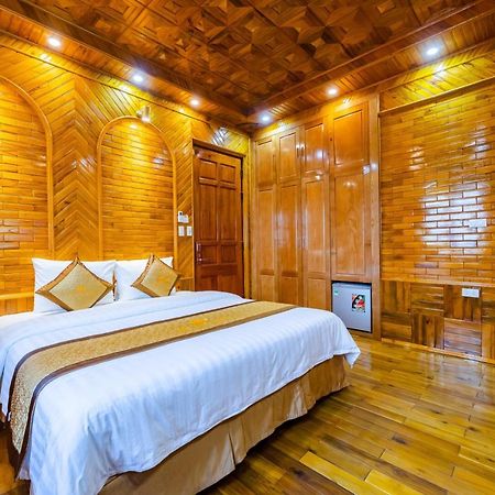 Theking Hotel Huong Gia Eksteriør bilde