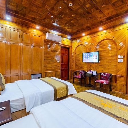 Theking Hotel Huong Gia Eksteriør bilde