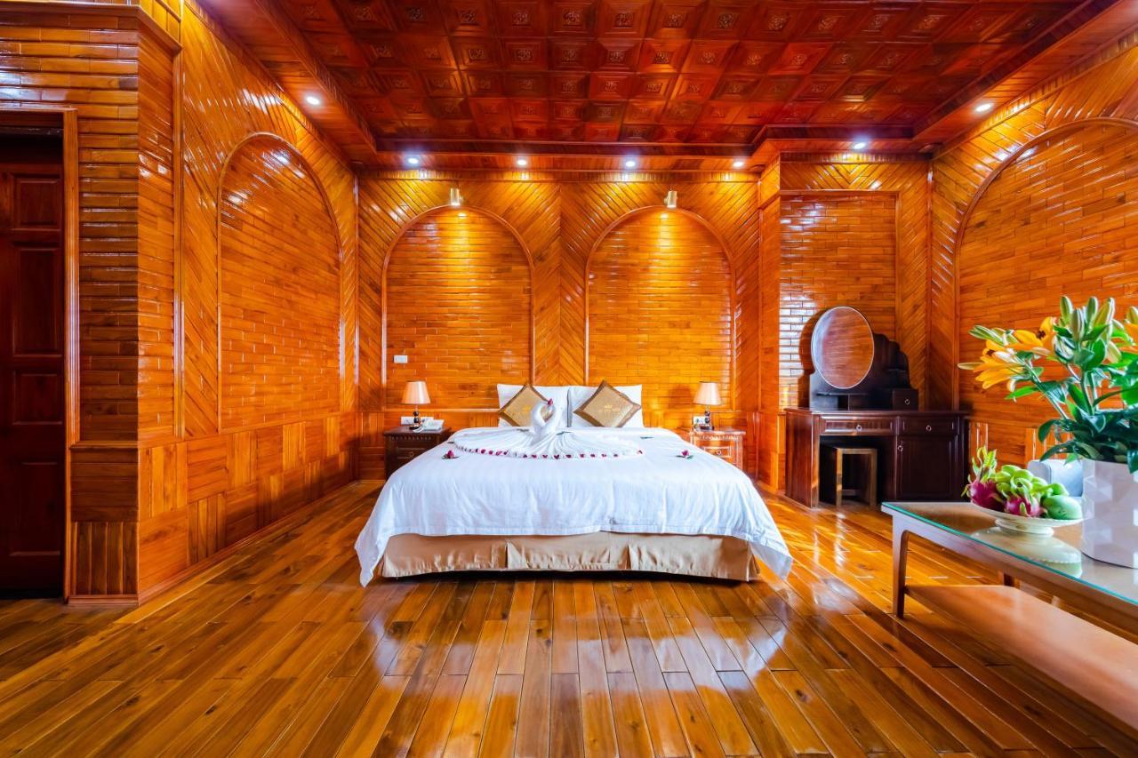 Theking Hotel Huong Gia Eksteriør bilde